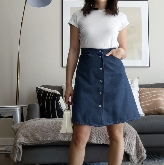 [ LEVI'S ] Vintage Denim Skirt - Picture 2 of 6